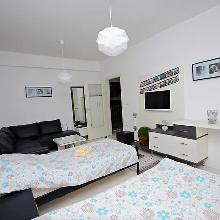 Apartment Aries