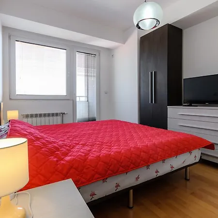 Apartment Aries *